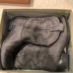 Grey Cowboy Boots